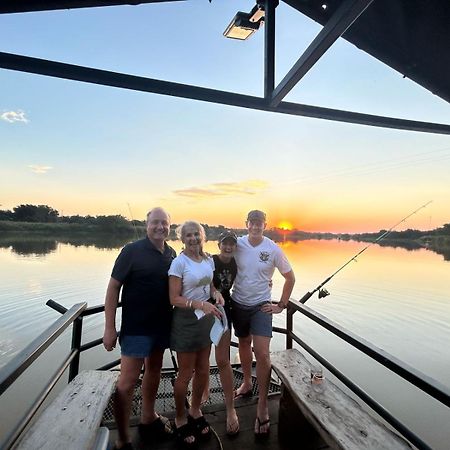 Hippo Retreat & Tiger Fishing Komatipoort Exterior photo