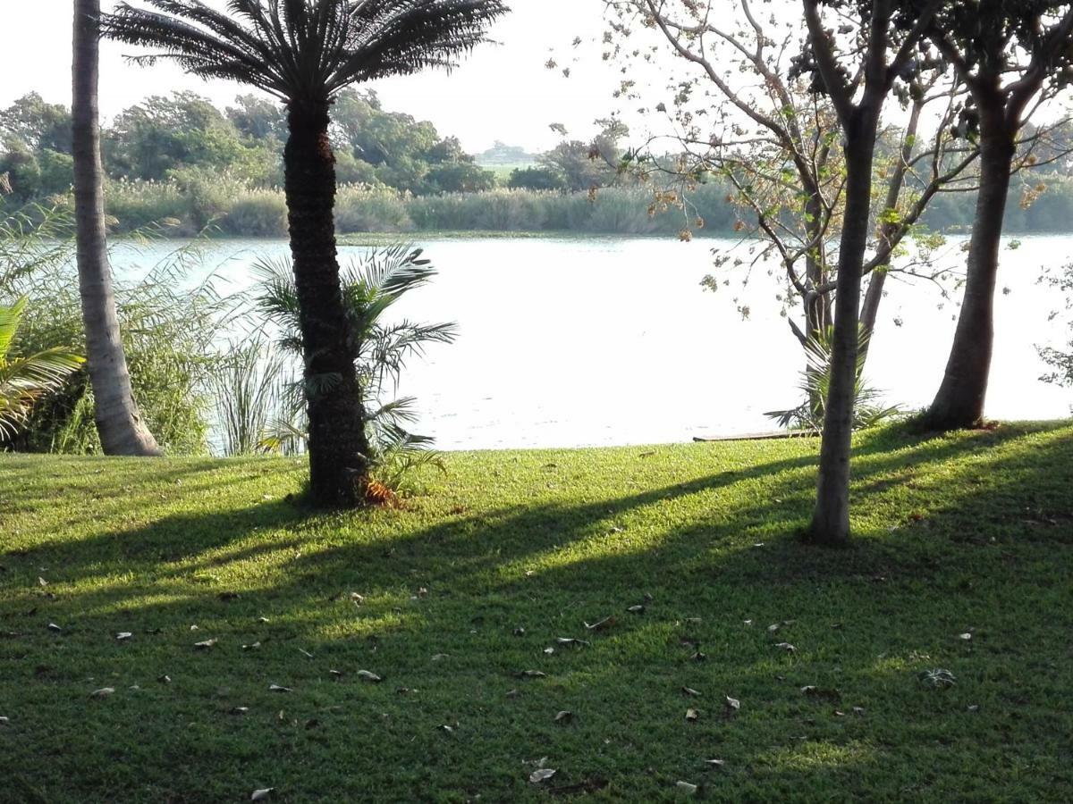Hippo Retreat & Tiger Fishing Komatipoort Exterior photo